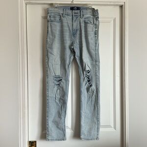 Hollister Men’s 32 x 32 Light Wash Taper Distressed Advanced Skinny Denim Jeans